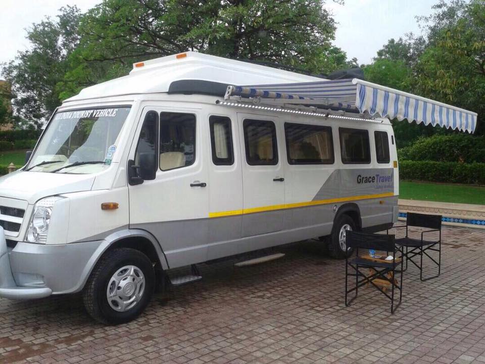 Book now tempo traveller faridabad